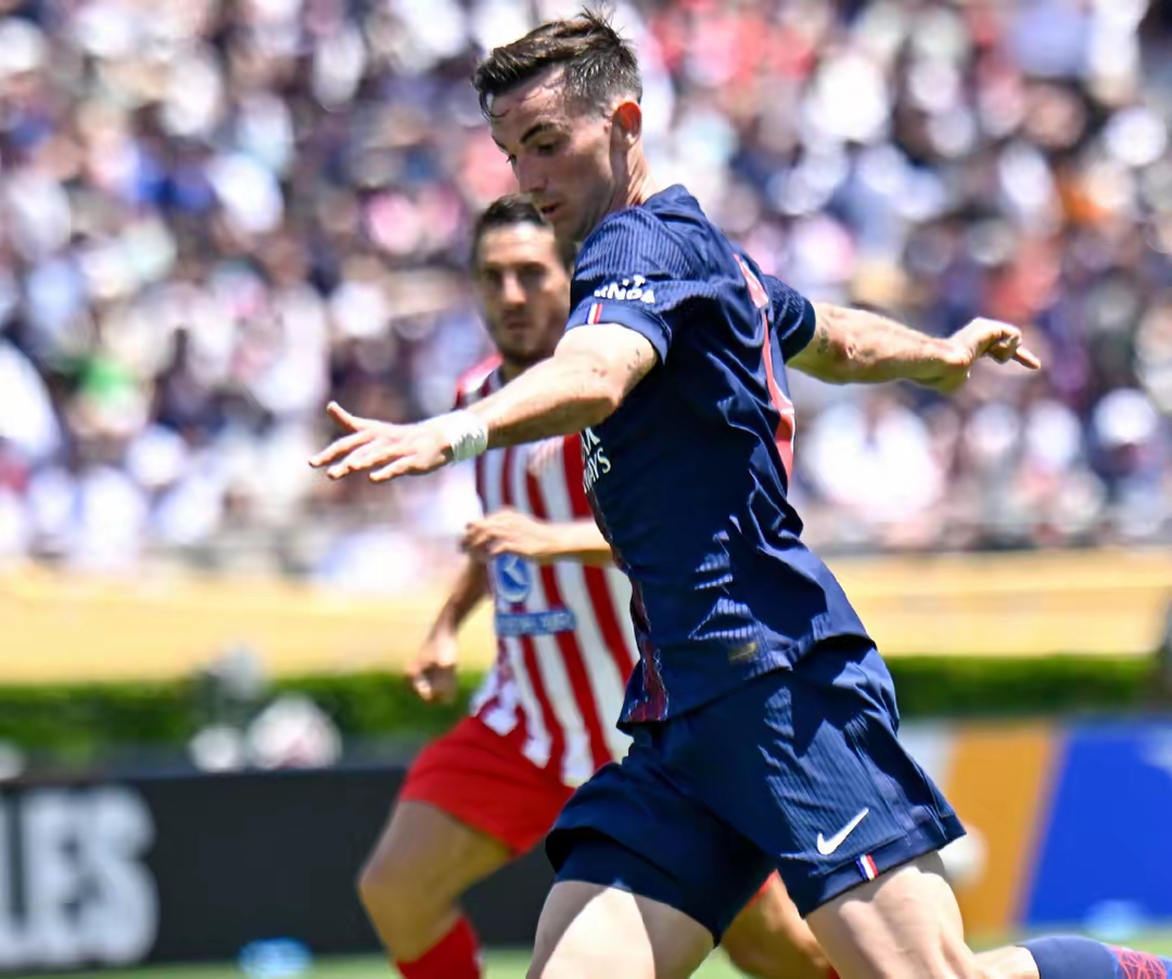 mk官网入口 -关于今夜德国杯传出新动向，波尔图更衣室发声，管理层表态：气氛紧张，阵容厚度经受考验的信息